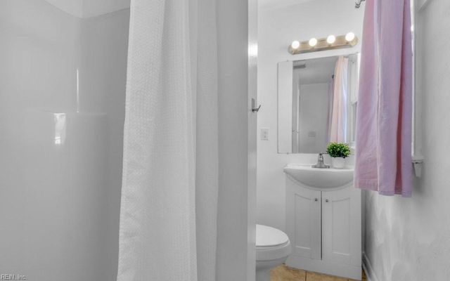 1817 Jack Frost RD, Virginia Beach, VA 23455