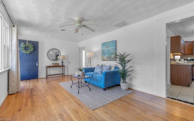 1817 Jack Frost RD, Virginia Beach, VA 23455