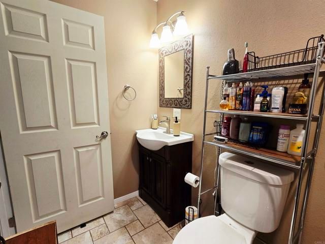 9690 Bundy Drive, Santee, CA 92071