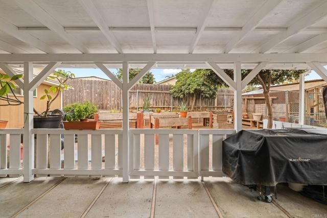 9690 Bundy Drive, Santee, CA 92071