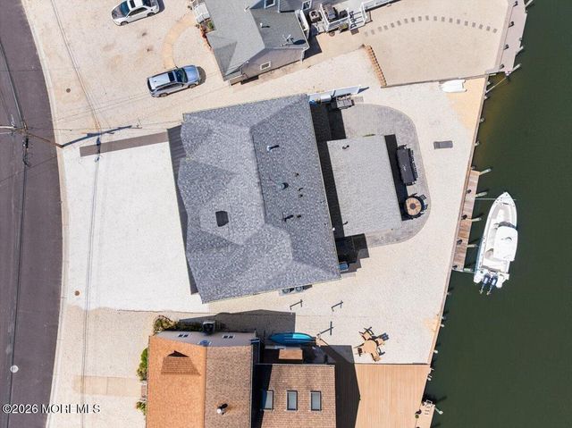 235 Bryn Mawr Avenue, Lavallette, NJ 08735