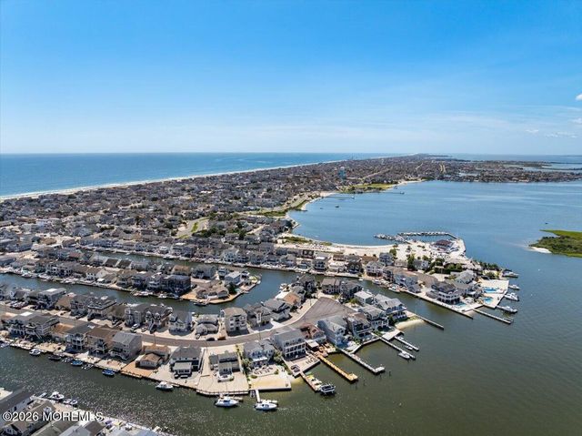 235 Bryn Mawr Avenue, Lavallette, NJ 08735