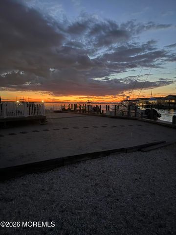 235 Bryn Mawr Avenue, Lavallette, NJ 08735