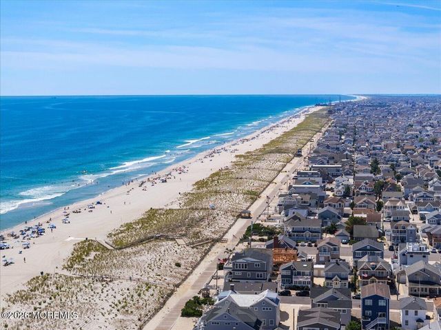 235 Bryn Mawr Avenue, Lavallette, NJ 08735