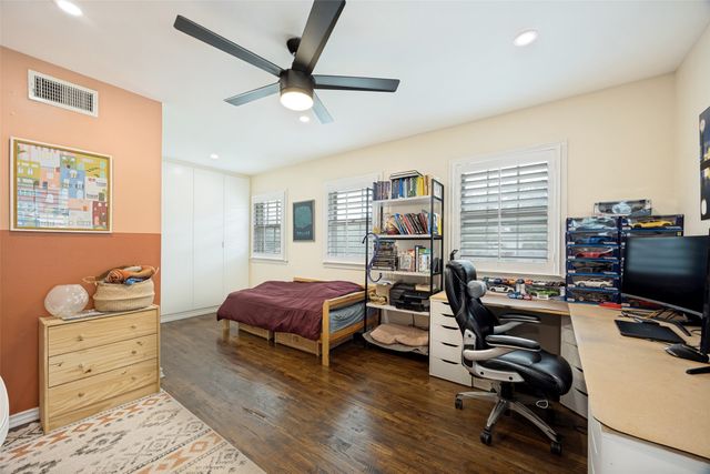 707 S Weatherred Drive, Richardson, TX 75080