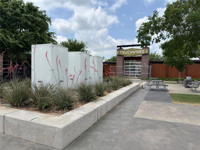 707 S Weatherred Drive, Richardson, TX 75080