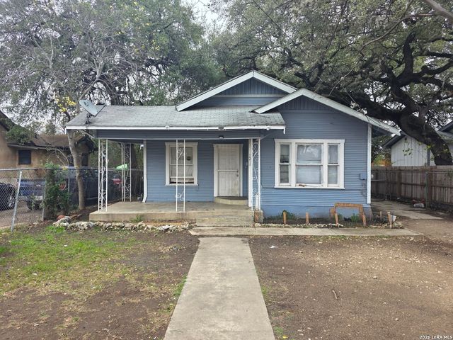 1210 S Walters, San Antonio, TX 78210