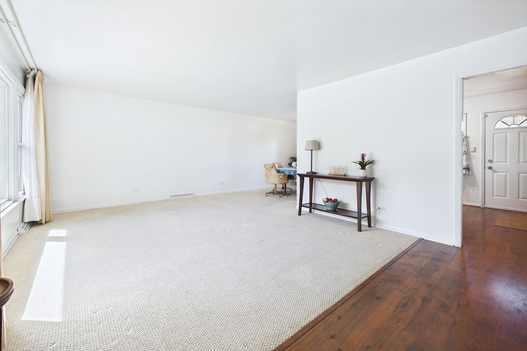 604 N Wilshire Drive, Mount Prospect, IL 60056 — photo 5