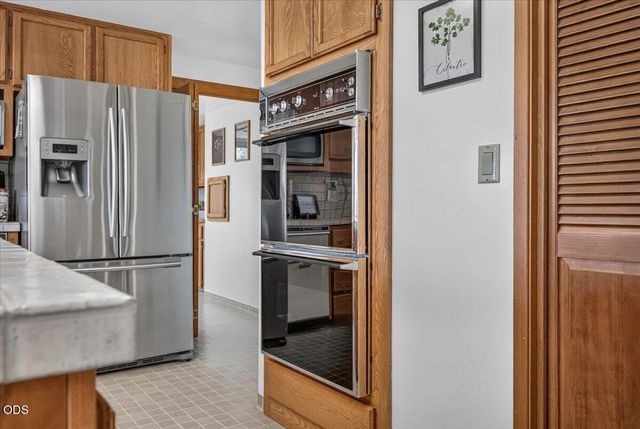 229 Mariposa Terrace, Medford, OR 97504