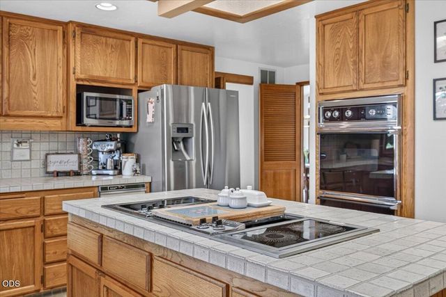229 Mariposa Terrace, Medford, OR 97504