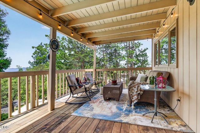 229 Mariposa Terrace, Medford, OR 97504