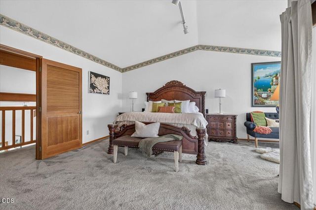 229 Mariposa Terrace, Medford, OR 97504