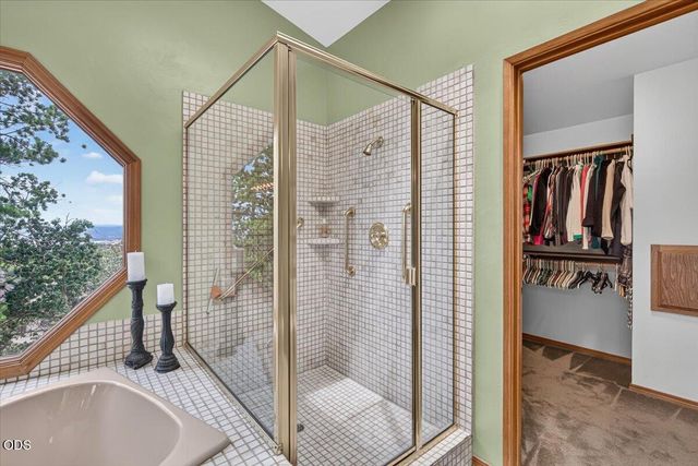 229 Mariposa Terrace, Medford, OR 97504