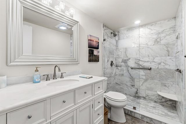 250 NE 20th Street 2140, Boca Raton, FL 33431