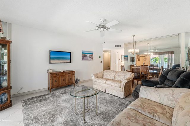 250 NE 20th Street 2140, Boca Raton, FL 33431