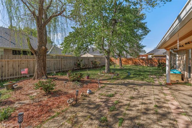 5051 Longstreet Place, Bossier City, LA 71112