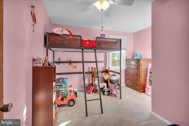 34 CHERRY ST, Medford, NJ 08055