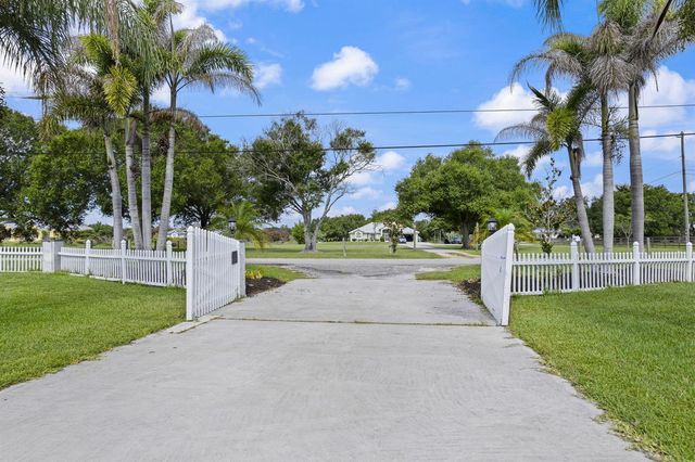 4800 Christensen Road, Fort Pierce, FL 34981