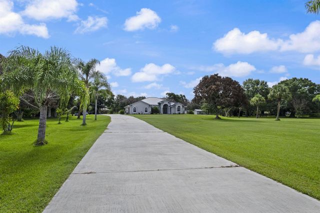 4800 Christensen Road, Fort Pierce, FL 34981