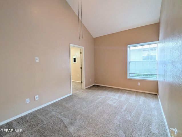 2021 Sun Tide Drive, El Paso, TX 79938