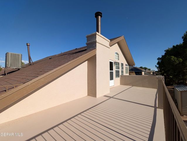 2021 Sun Tide Drive, El Paso, TX 79938