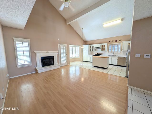 2021 Sun Tide Drive, El Paso, TX 79938