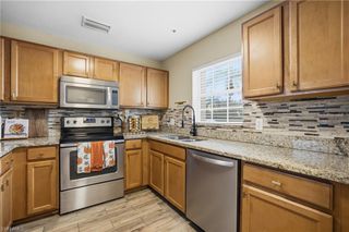 9059 Gervais CIR # 1306, Naples, FL 34120