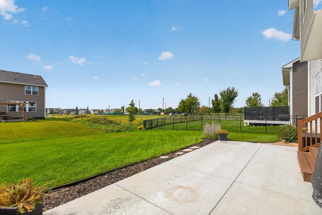 509 Waterford Place, Waconia, MN 55387