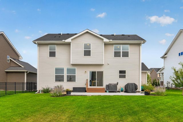 509 Waterford Place, Waconia, MN 55387