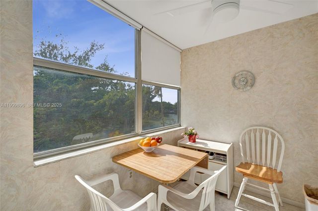 1300 NE Miami Gardens Dr 320E, Miami, FL 33179