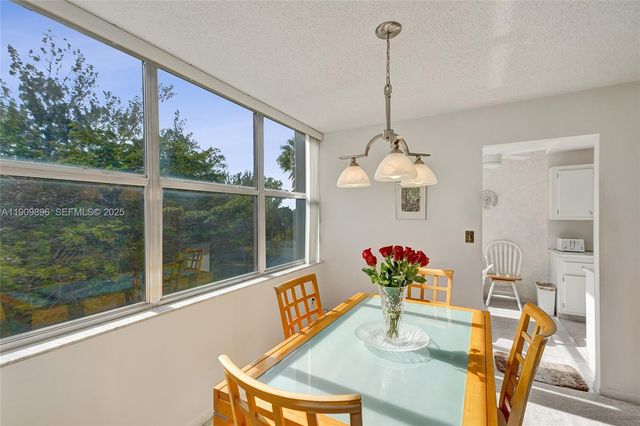 1300 NE Miami Gardens Dr 320E, Miami, FL 33179