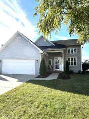 1959 St James Place, Columbus, IN 47201