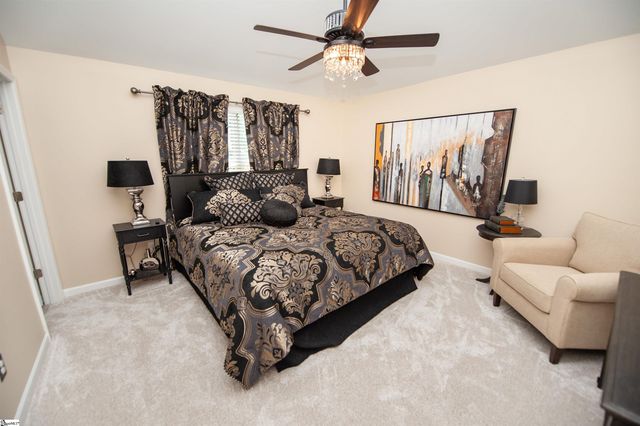 216 Ashcroft Lane, Simpsonville, SC 29681