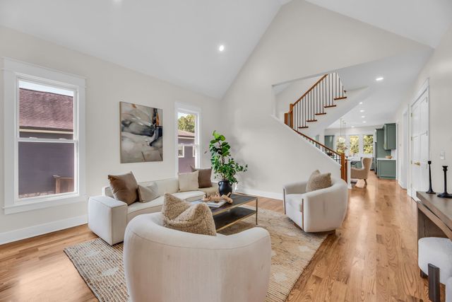 323 50th Ave, N, Nashville, TN 37209