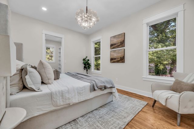 323 50th Ave, N, Nashville, TN 37209