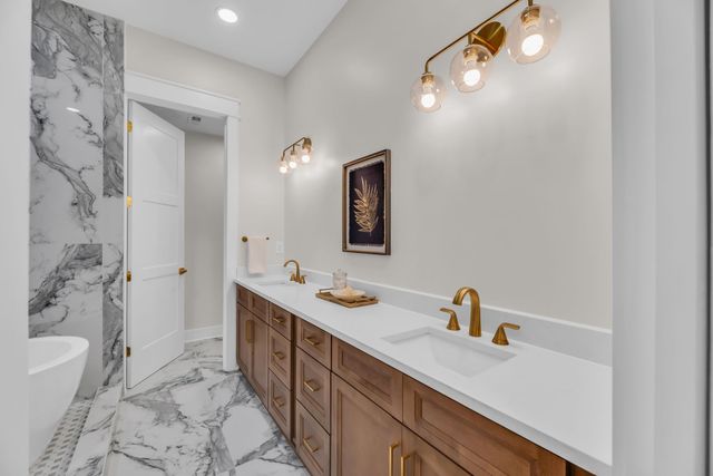 323 50th Ave, N, Nashville, TN 37209