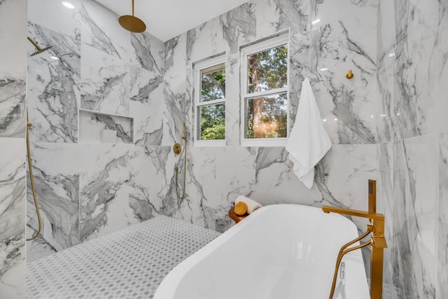 323 50th Ave, N, Nashville, TN 37209