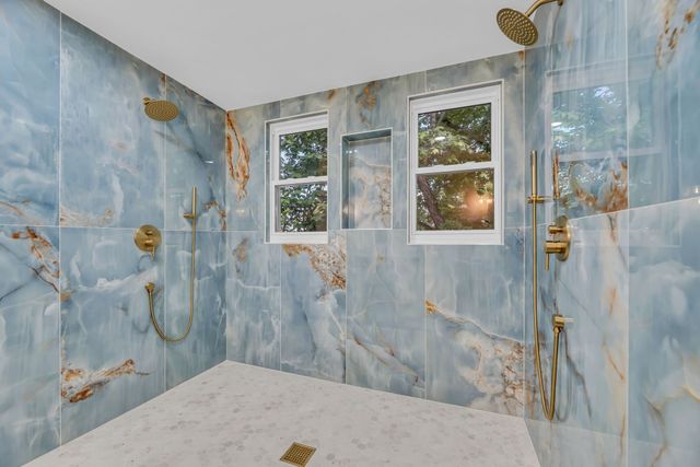 323 50th Ave, N, Nashville, TN 37209