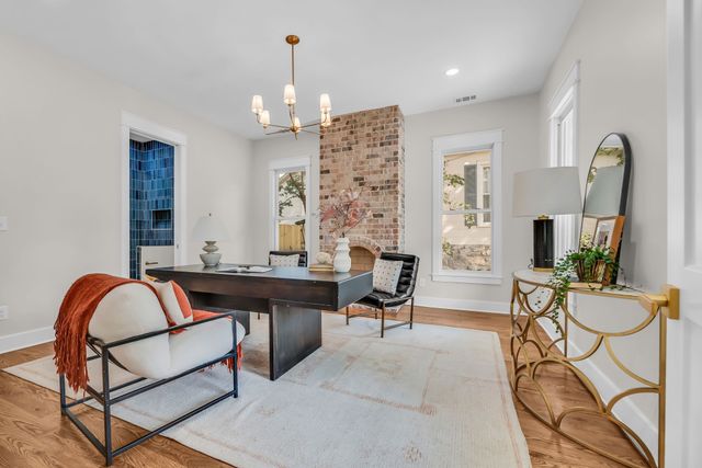 323 50th Ave, N, Nashville, TN 37209