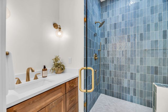 323 50th Ave, N, Nashville, TN 37209