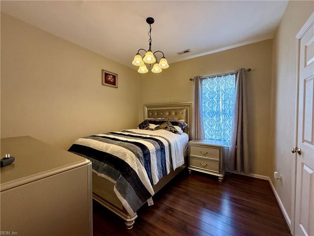 400 Coastal Walk Pl Apt 105, Virginia Beach, VA 23451