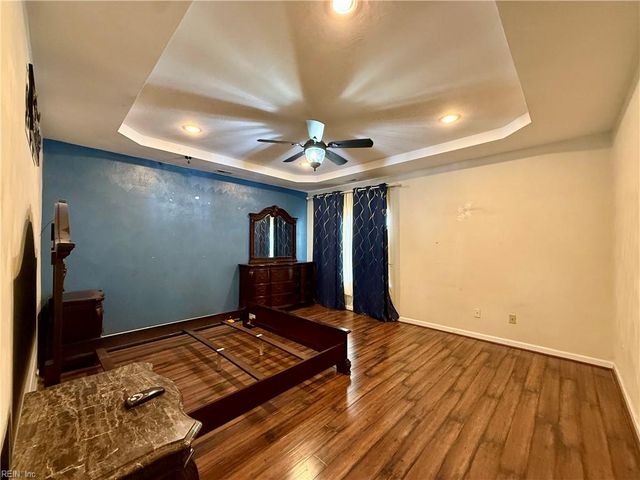 400 Coastal Walk Pl Apt 105, Virginia Beach, VA 23451