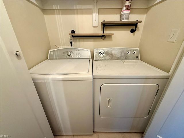 400 Coastal Walk Pl Apt 105, Virginia Beach, VA 23451