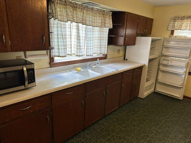 120 Mason St, Wayne Twp, PA 16157