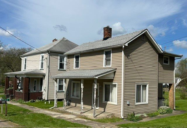 120 Mason St, Wayne Twp, PA 16157