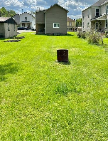 120 Mason St, Wayne Twp, PA 16157