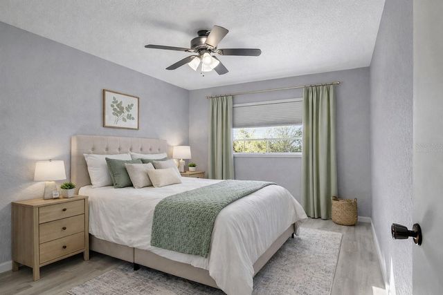 350 79TH AVENUE N 238, St Petersburg, FL 33702