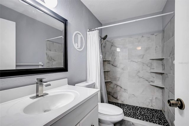 350 79TH AVENUE N 238, St Petersburg, FL 33702