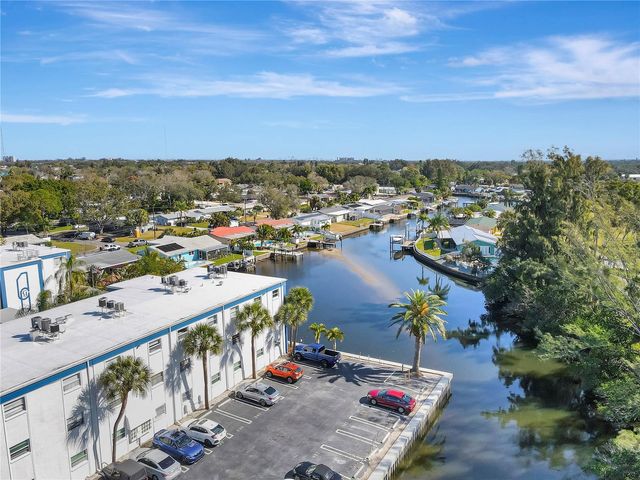 350 79TH AVENUE N 238, St Petersburg, FL 33702