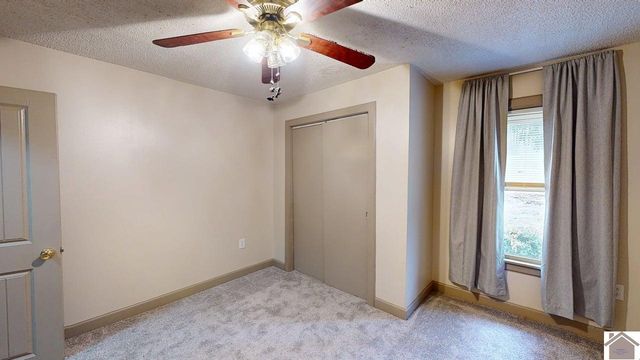 137 Nash Drive, Grand Rivers, KY 42045